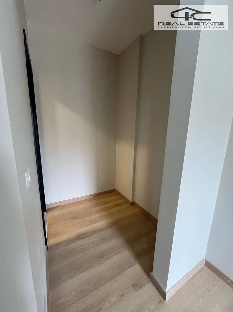 11 WhatsApp Image 2025-12-18 at 15.12. 02. jpeg