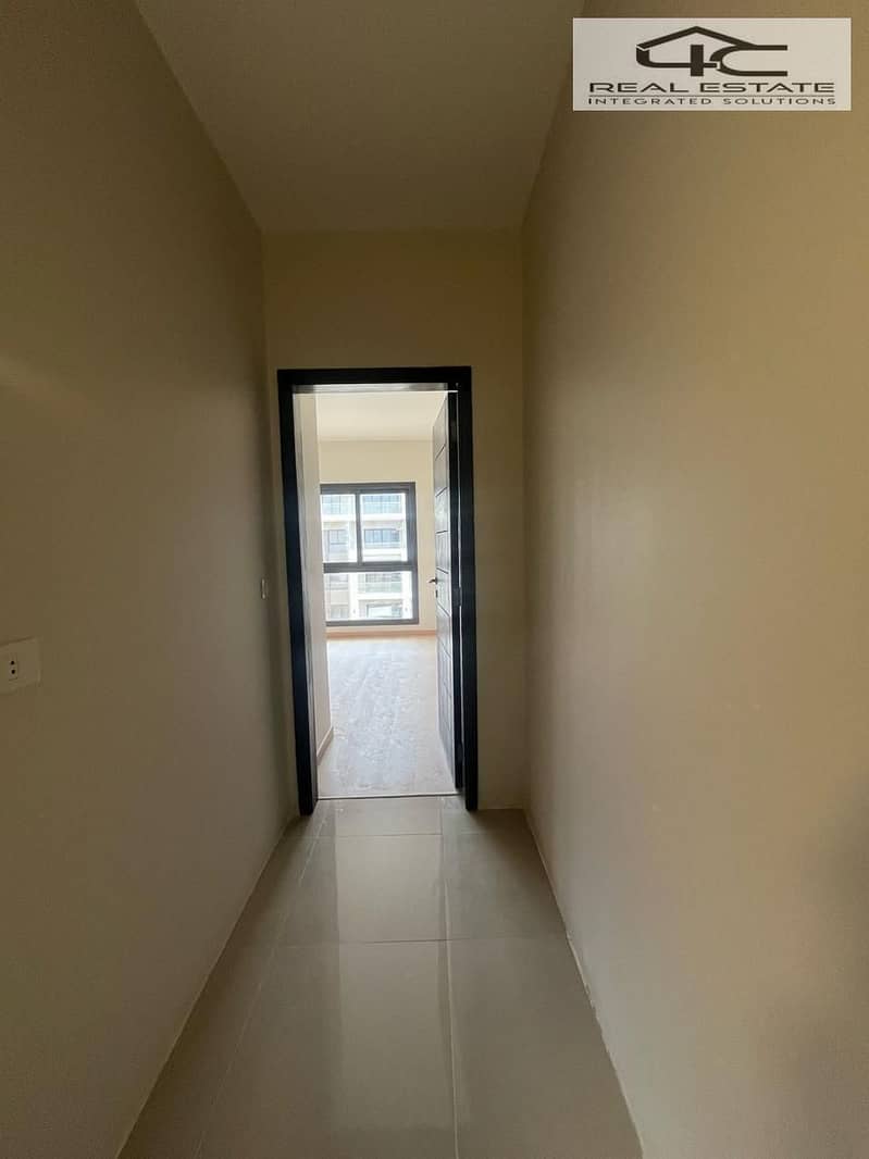 18 WhatsApp Image 2025-12-18 at 15.12. 05 (1). jpeg