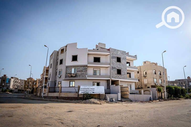 15 450855143_880833924064696_7414527033270881260_n. jpg