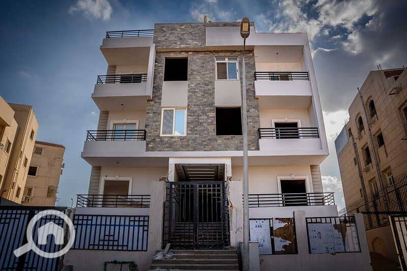 17 450915888_880833064064782_9055189524448492336_n. jpg