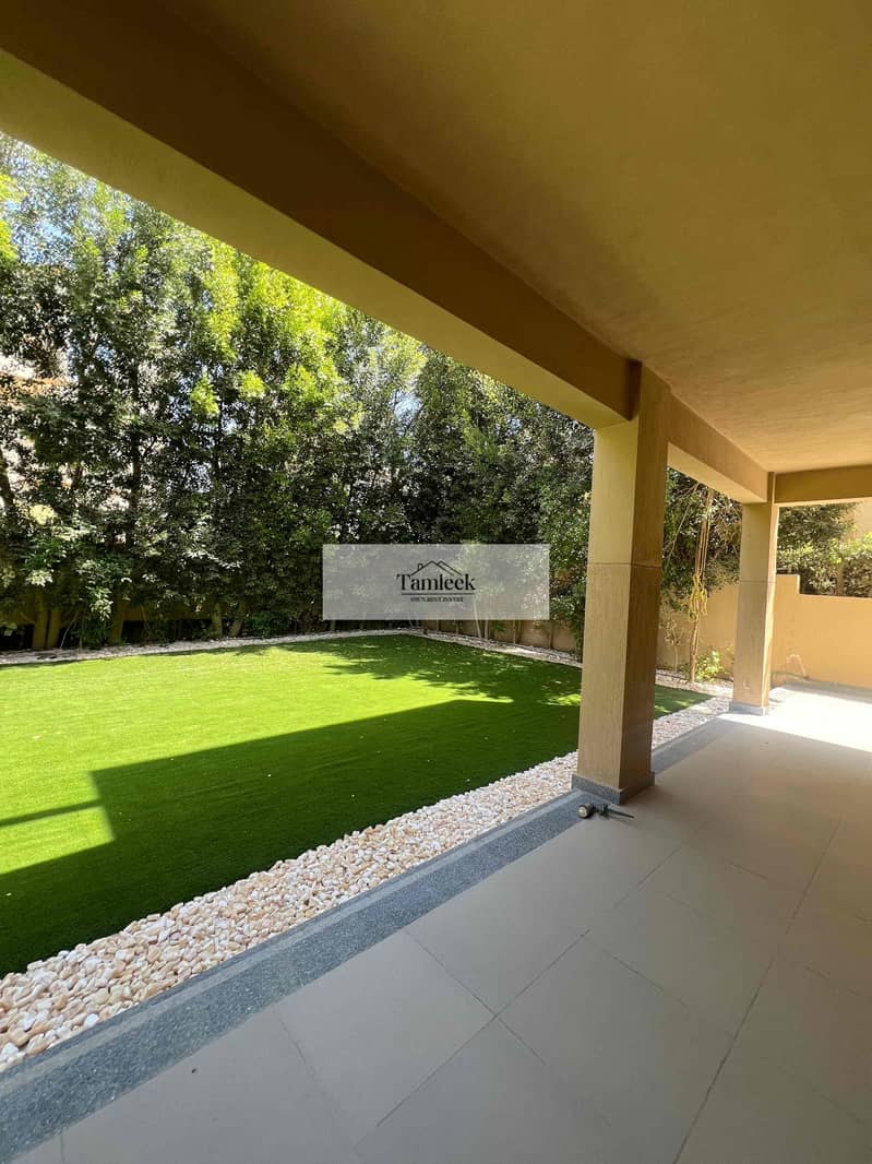 6 ccaa25e7-66b7-48d8-abc4-9242b3173f21. jpg