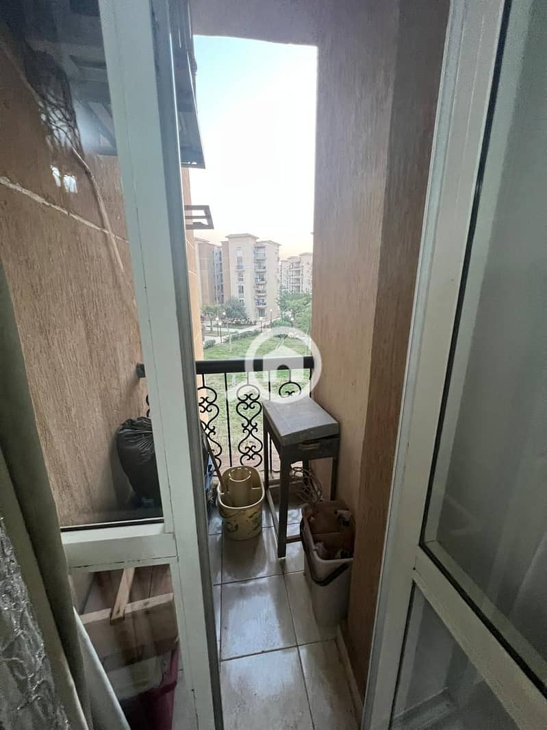 8 c38d8938-faee-4926-9209-12735d21a318. jpeg