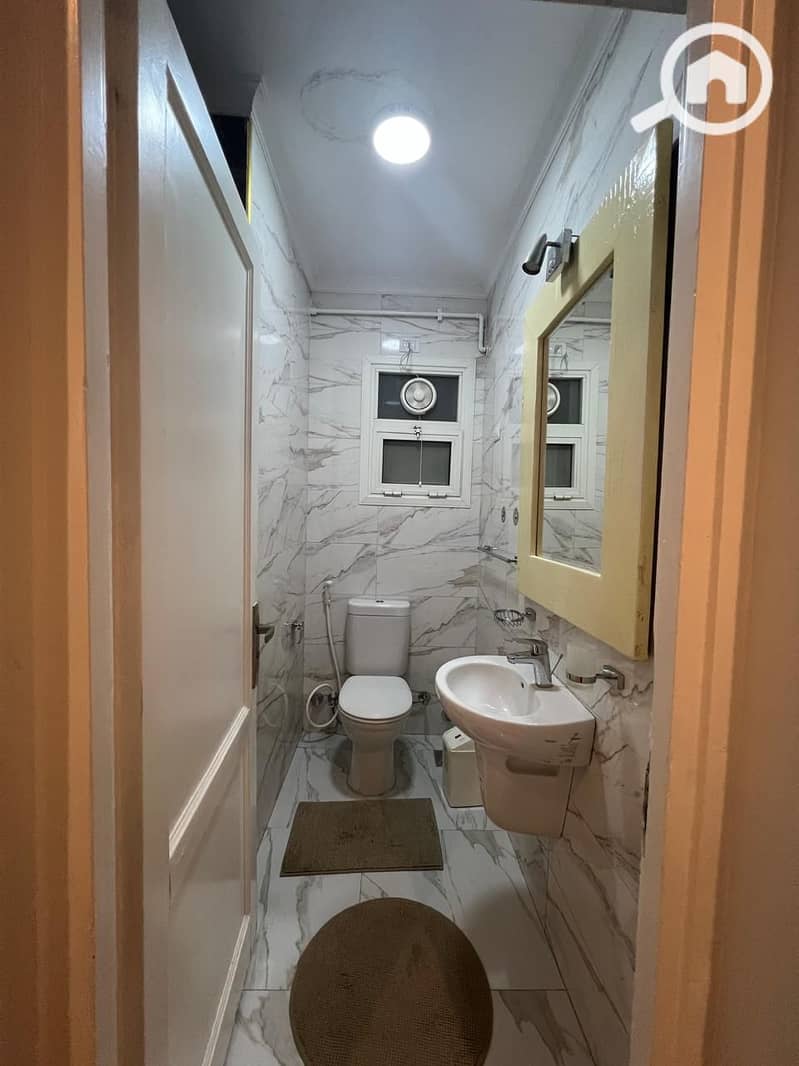 9 df49d944-8840-4a09-bcd7-30d1427db4b5. jpeg