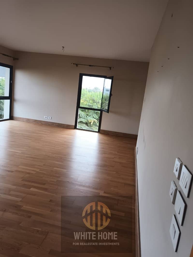 10 1b13ea50-54ab-40fc-b3b1-45f9faeaa869. jpeg