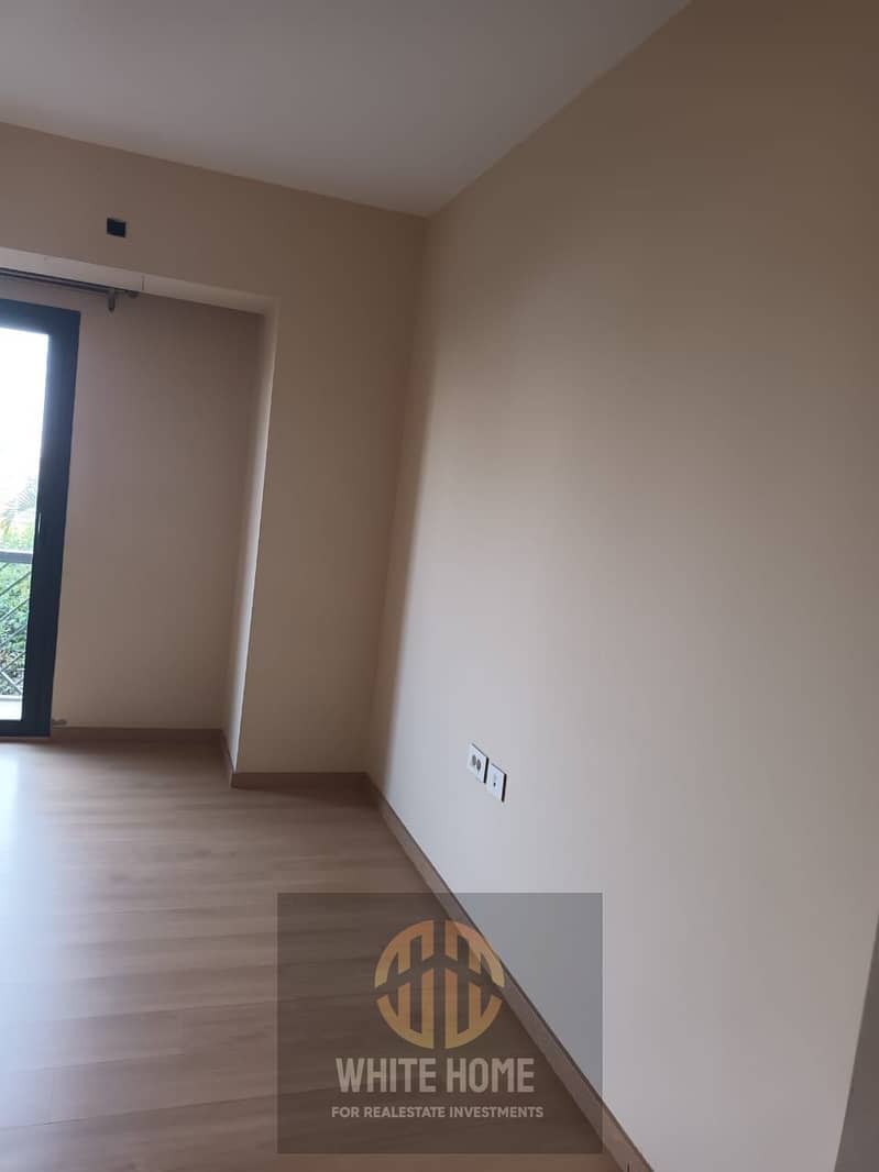 11 87686b25-6d06-45e5-a264-2aaaed81d07f. jpeg