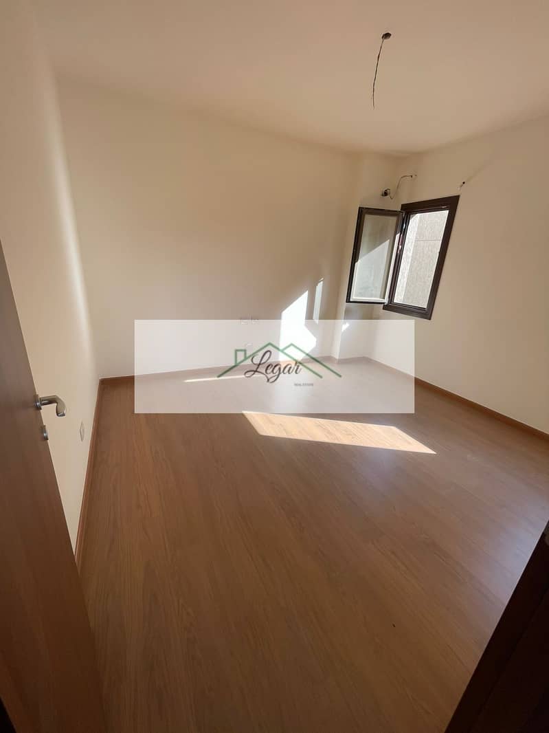 5 WhatsApp Image 2025-12-18 at 11.20. 05 AM (2). jpeg