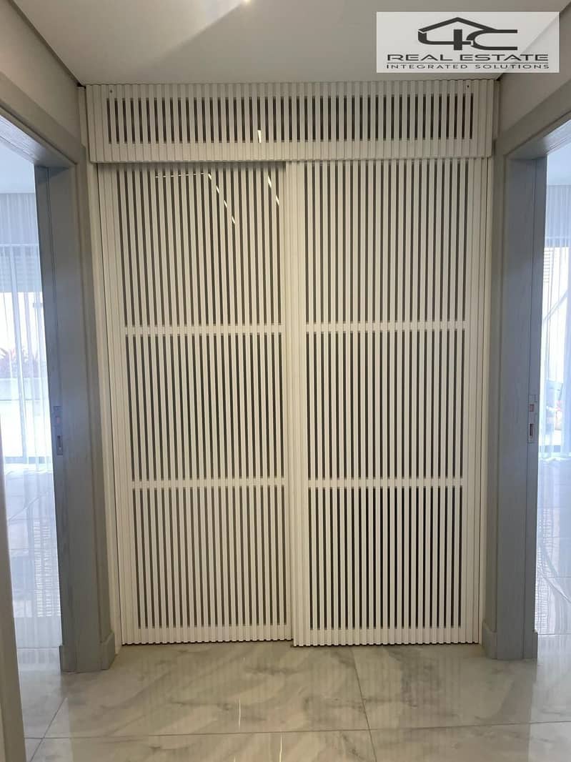 6 WhatsApp Image 2025-12-18 at 00.57. 12 (1). jpeg