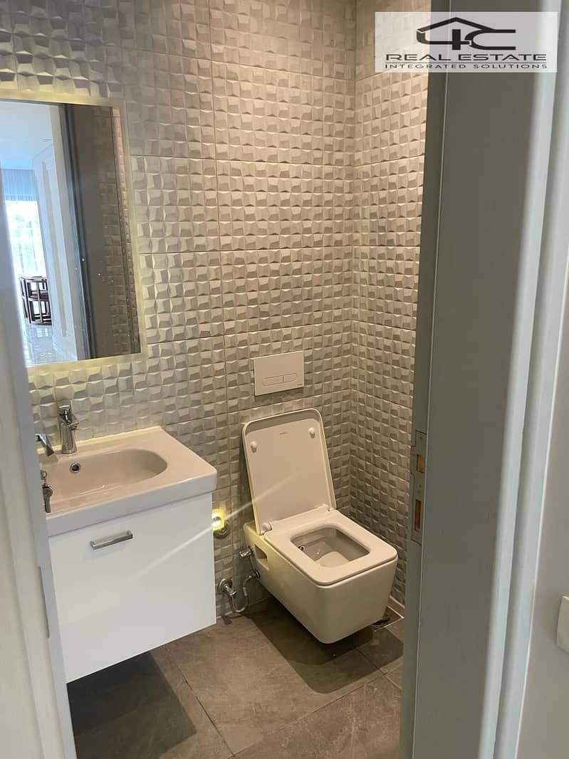 8 WhatsApp Image 2025-12-18 at 00.57. 12. jpeg