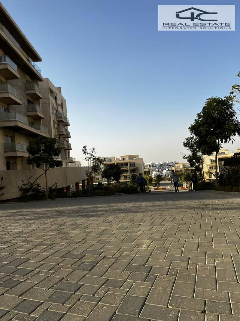 4 WhatsApp Image 2025-12-08 at 17.57. 34 (1). jpeg