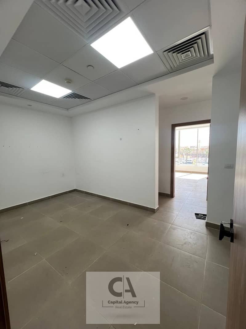 4 WhatsApp Image 2025-12-18 at 5.24. 49 PM (1). jpeg