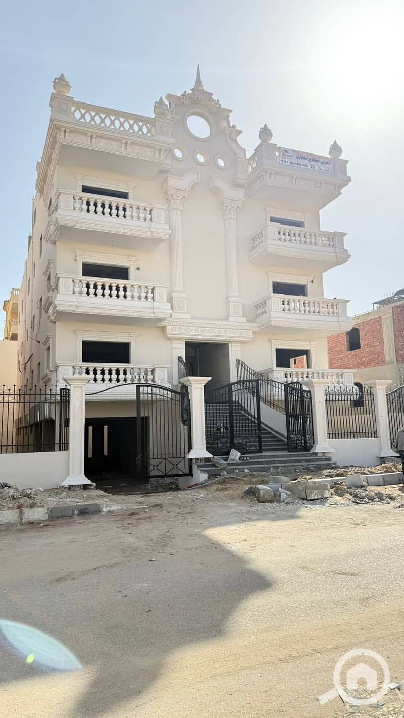 4 WhatsApp Image 2025-12-18 at 19.18. 36. jpeg