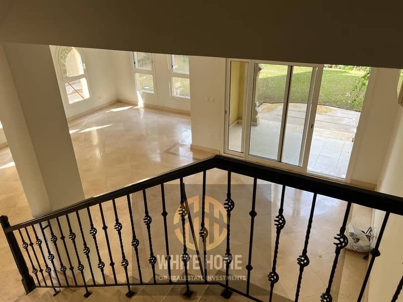 6 8e612f57-3c6c-48b5-b202-e701a398764c. jpeg