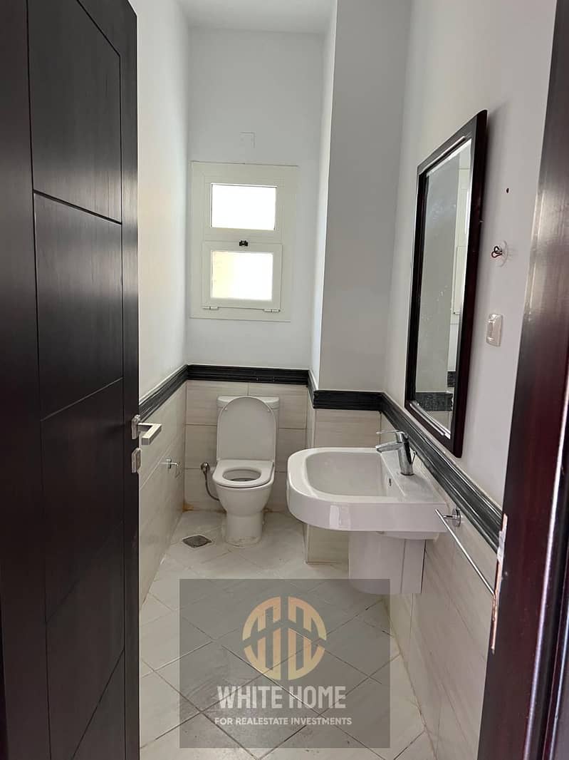 11 1db718f7-f886-434e-b0ea-7d29bf8eae7a. jpeg