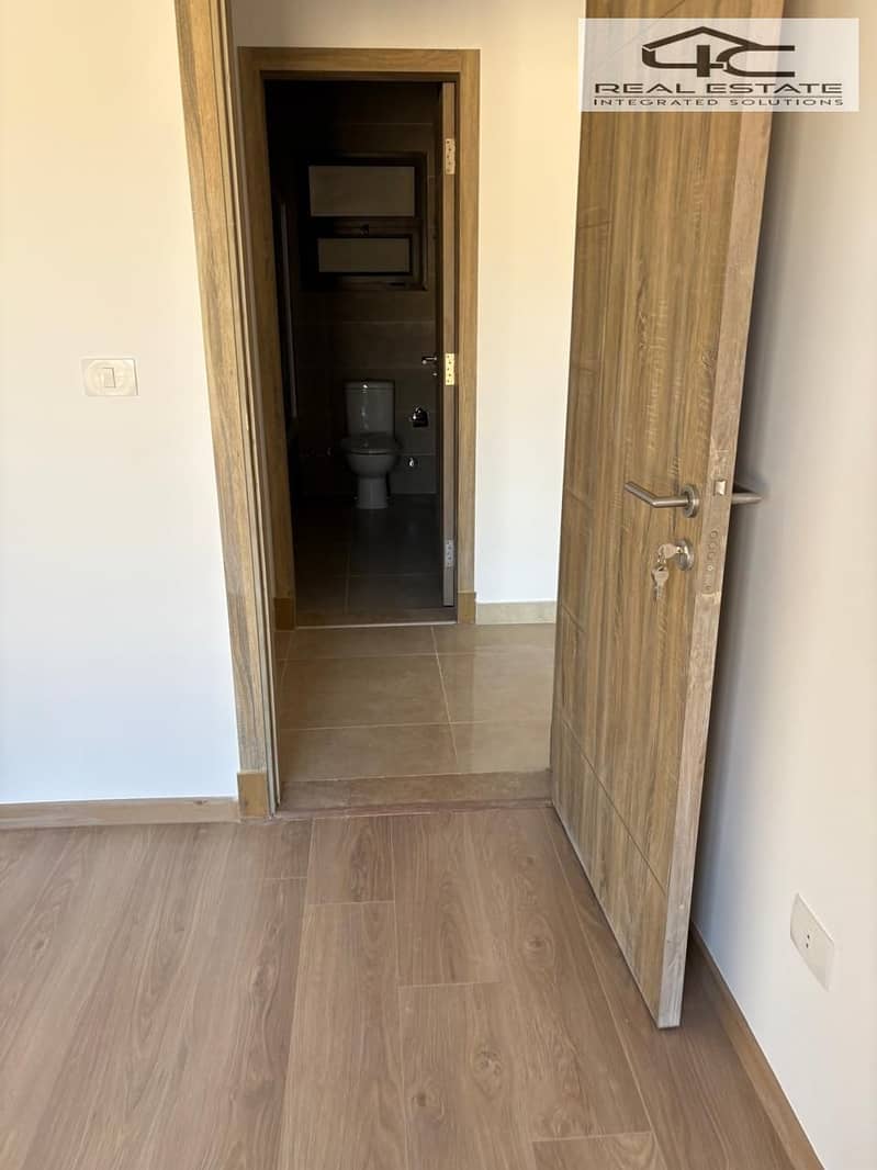 7 WhatsApp Image 2025-12-18 at 2.48. 13 AM (1). jpeg