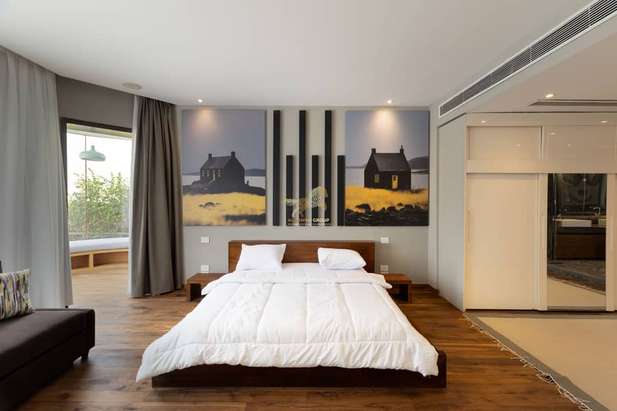 2 IMG_5731-Edit-Edit. jpg