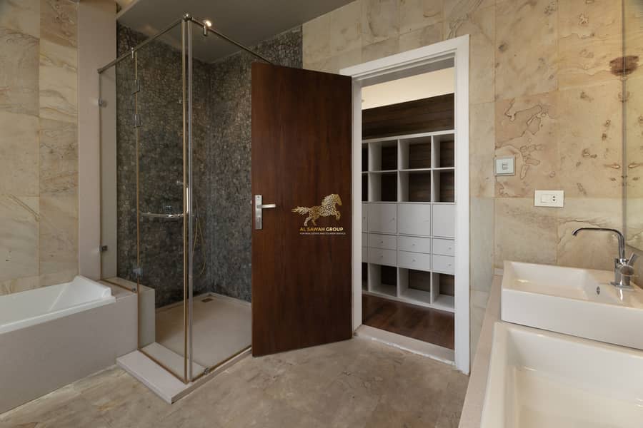 11 IMG_5720-Edit-Edit. jpg