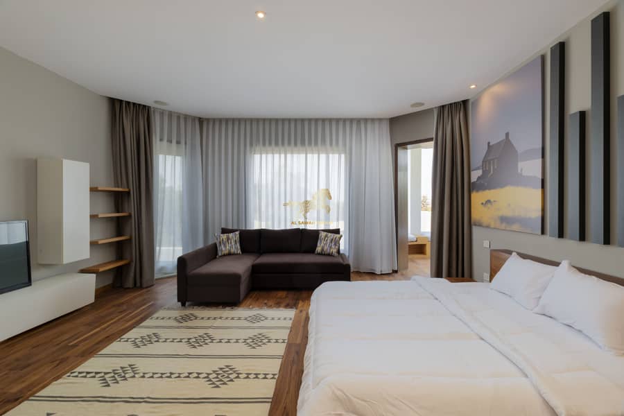 16 IMG_5793-Edit-Edit. jpg