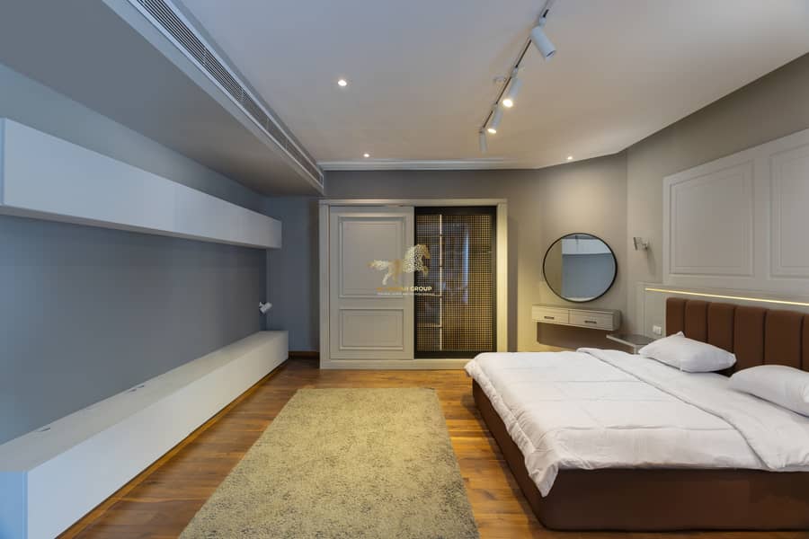 19 IMG_5807-Edit-Edit. jpg