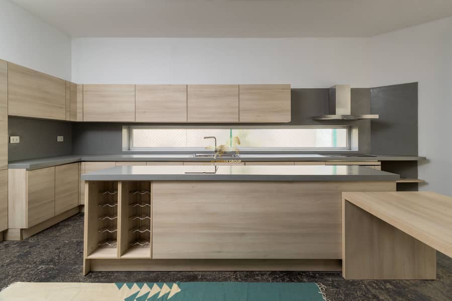 28 IMG_5922-Edit-Edit. jpg