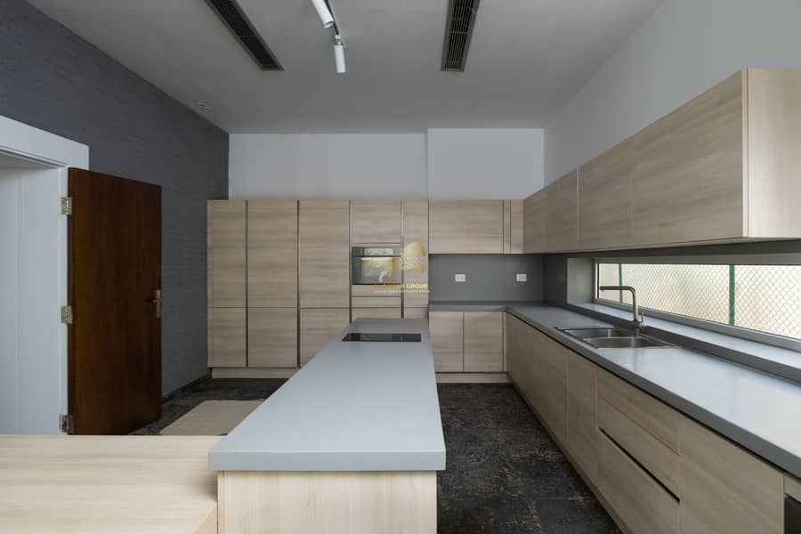 29 IMG_5930-Edit-Edit. jpg