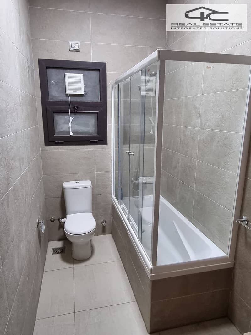 5 WhatsApp Image 2025-12-18 at 2.48. 16 AM (3). jpeg