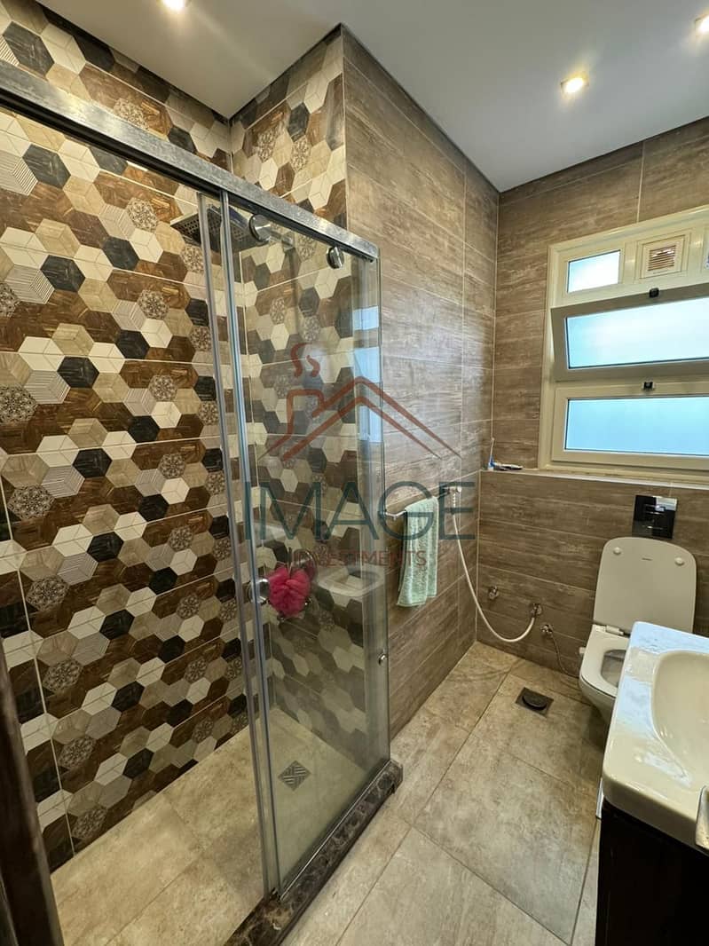 5 WhatsApp Image 2025-12-18 at 12.57. 11 PM (2). jpeg