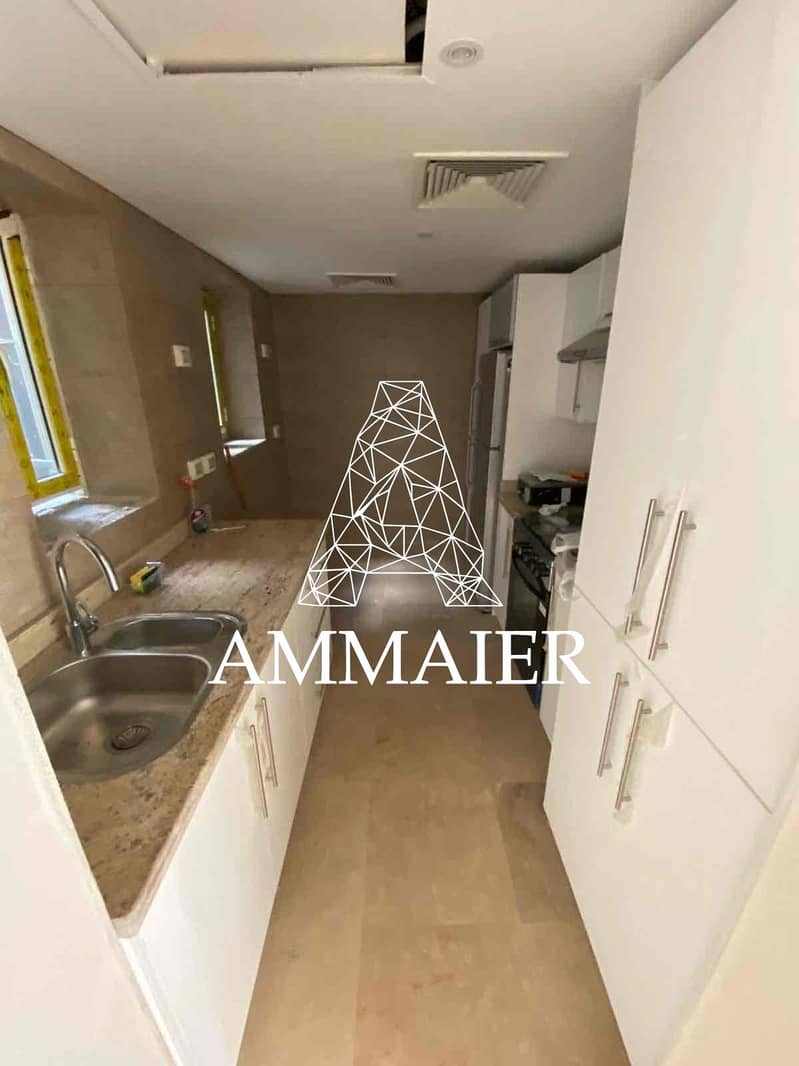 15 dcae0bdb-0683-4b32-81a2-bc9c0b8e5ff2. jpg