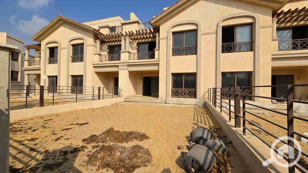 1000534757. jpg 1000534757. jpg