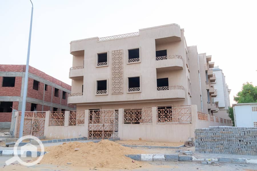 24 WhatsApp Image 2025-12-18 at 19.32. 48. jpeg