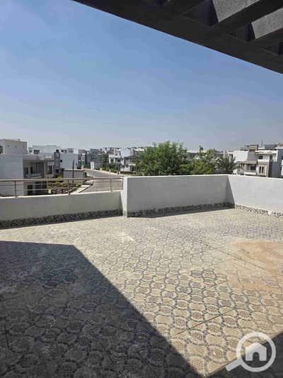 فیلا 3 غرف نوم للايجار في مدينة الشروق، القاهرة - FB_IMG_1758857681876. jpg