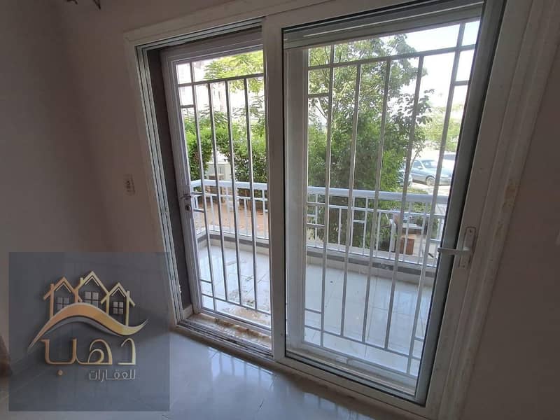 8 55f282ef-1ec1-43d0-af5e-c2db7bab77d9. jpg