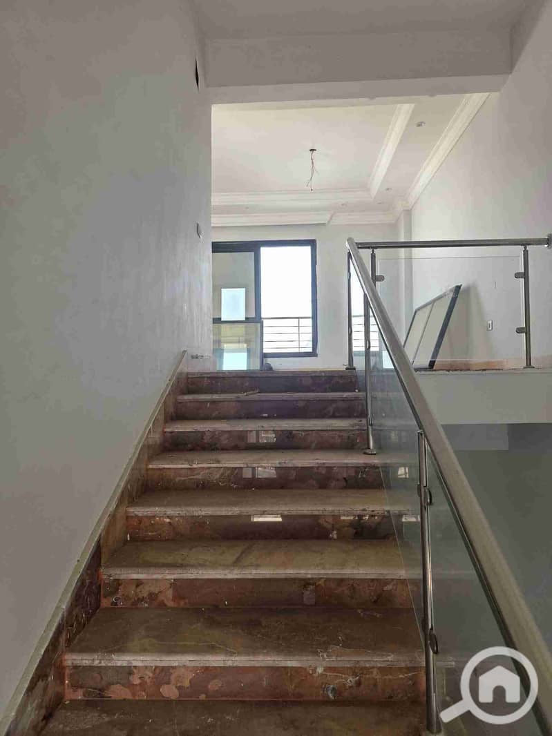 7 FB_IMG_1758857683838. jpg