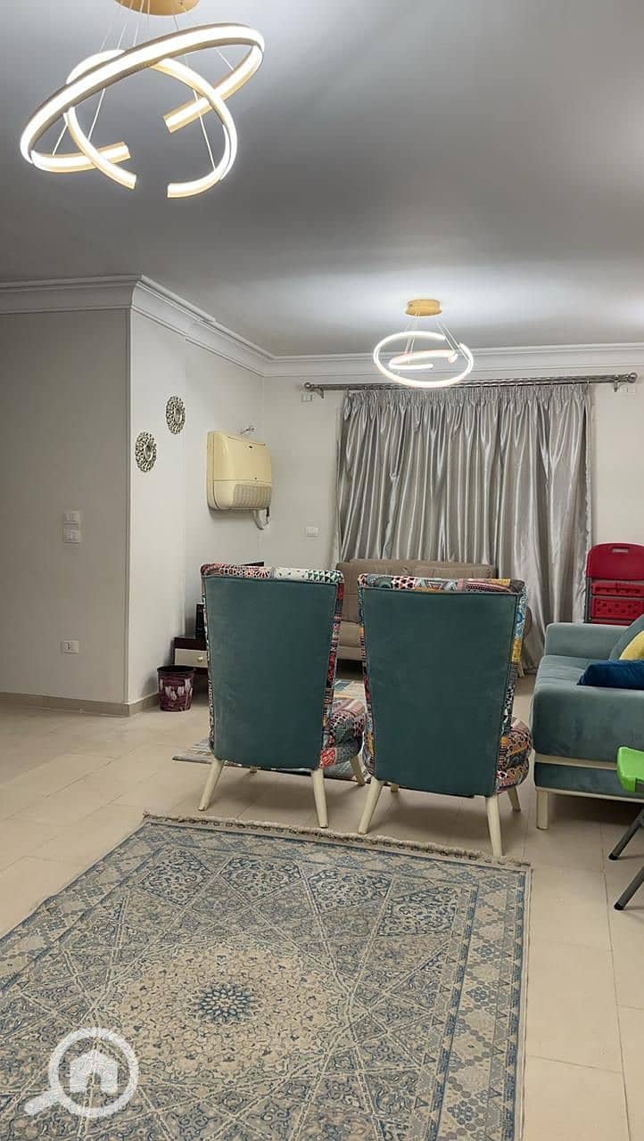 5 WhatsApp Image 2025-12-18 at 17.46. 45_2e1d3df9. jpg