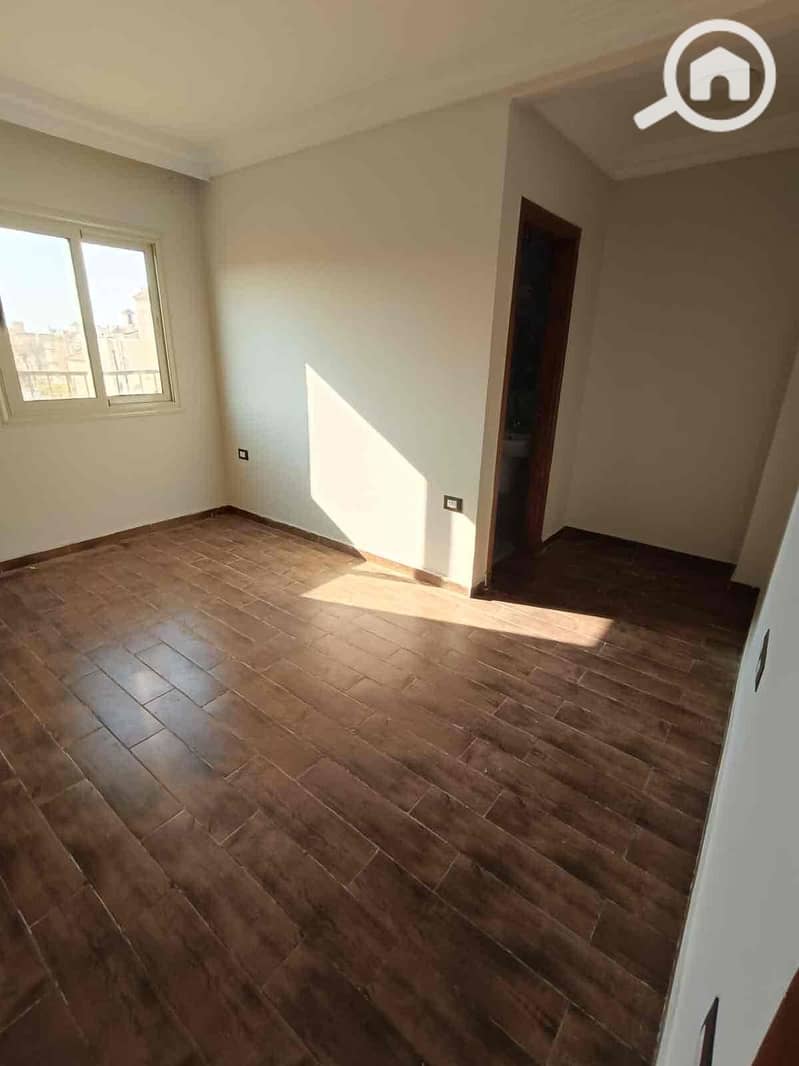 2 acd0731d-d0d2-46a9-9d15-e811159ff74a. jpg