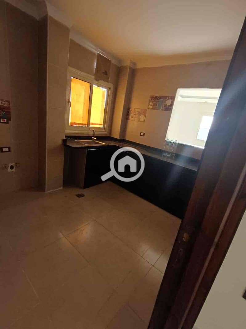 4 cd4c0dfd-3a8b-487c-90d2-9baadc850d1d. jpg