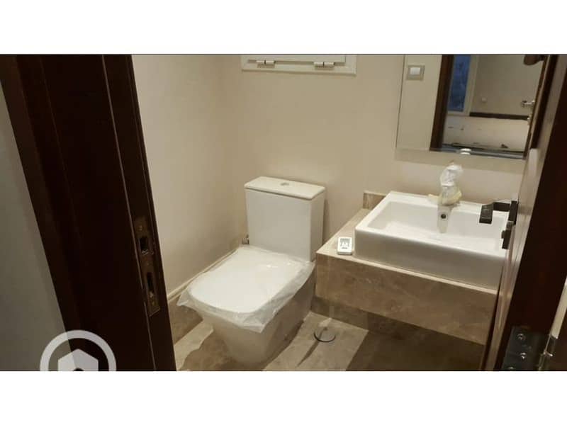 9 517acab5-4bed-4d62-8445-23bd7904ecf7. jpg