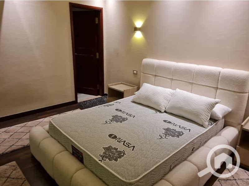 14 d2225c43-0997-4e06-8f49-ecc852376a90. jpg