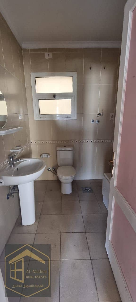 12 WhatsApp Image 2025-12-18 at 8.02. 33 PM (5). jpeg