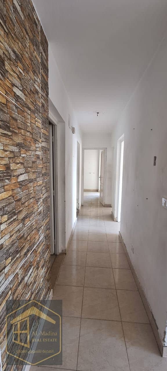 28 WhatsApp Image 2025-12-18 at 8.02. 36 PM. jpeg