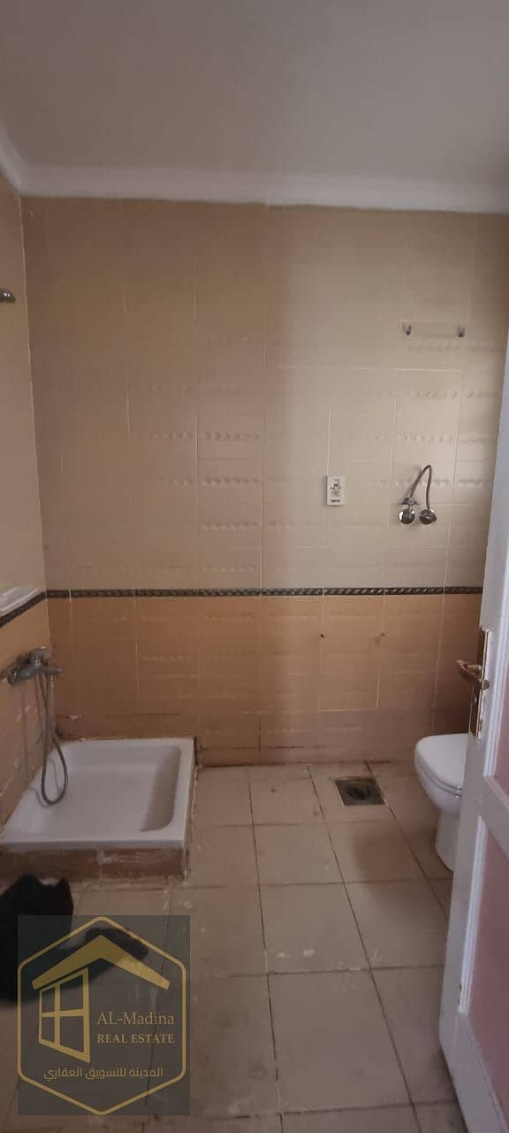 33 WhatsApp Image 2025-12-18 at 8.02. 37 PM (5). jpeg