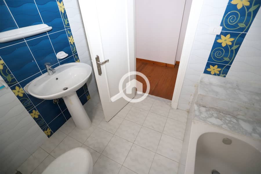 16 Untitled-1_0012_WhatsApp Image 2025-12-14 at 7.44. 07 PM. jpg