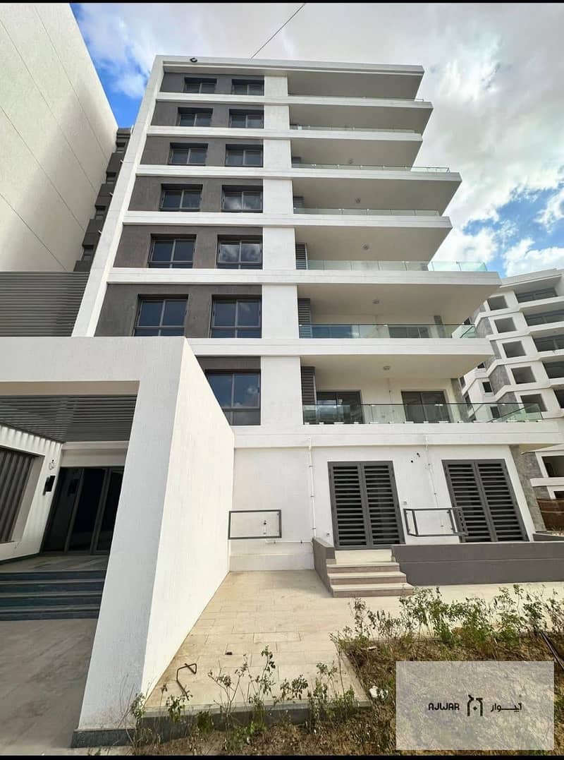 5 9c51e502-0724-4fb5-9874-b506fbe58042. jpg