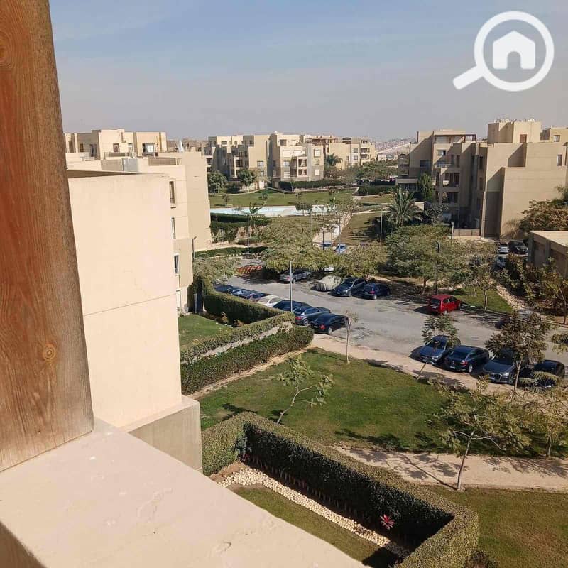 6 2ab43921-3641-494c-b0fa-163f6b5731aa. jpg