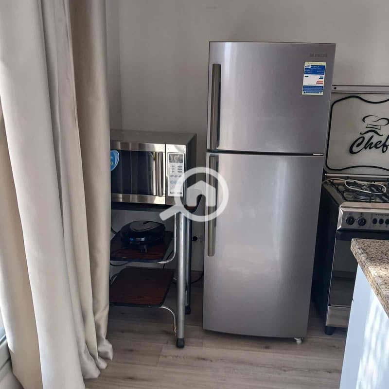 8 681c2192-ba7d-4dfa-842b-5bdd728131e0. jpg