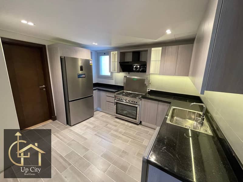 3 aae7e65e-a638-40d7-bb19-8122c112167b. jpg