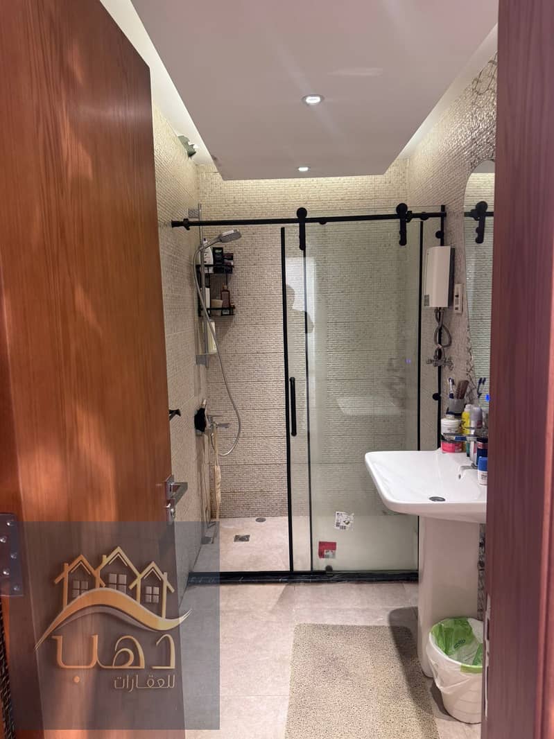 35 WhatsApp Image 2025-12-18 at 4.12. 40 PM (1). jpeg