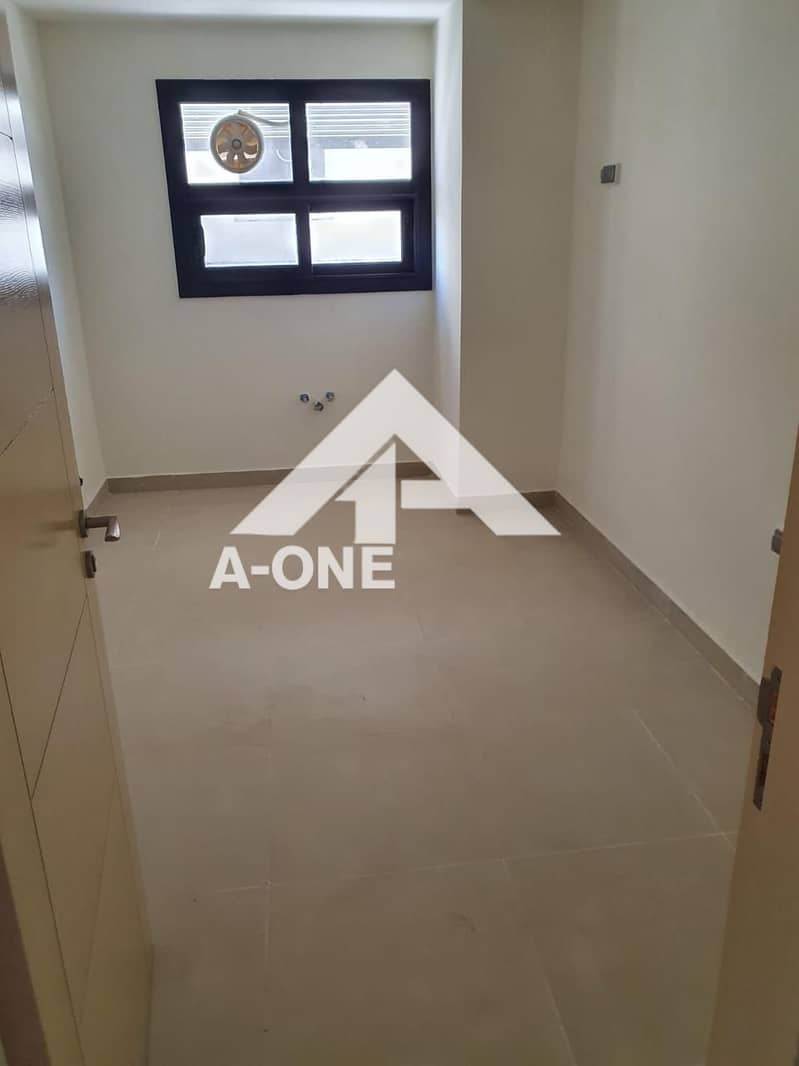 5 5ff105f3-dfab-4987-b91f-4400363b484b (1). jpg