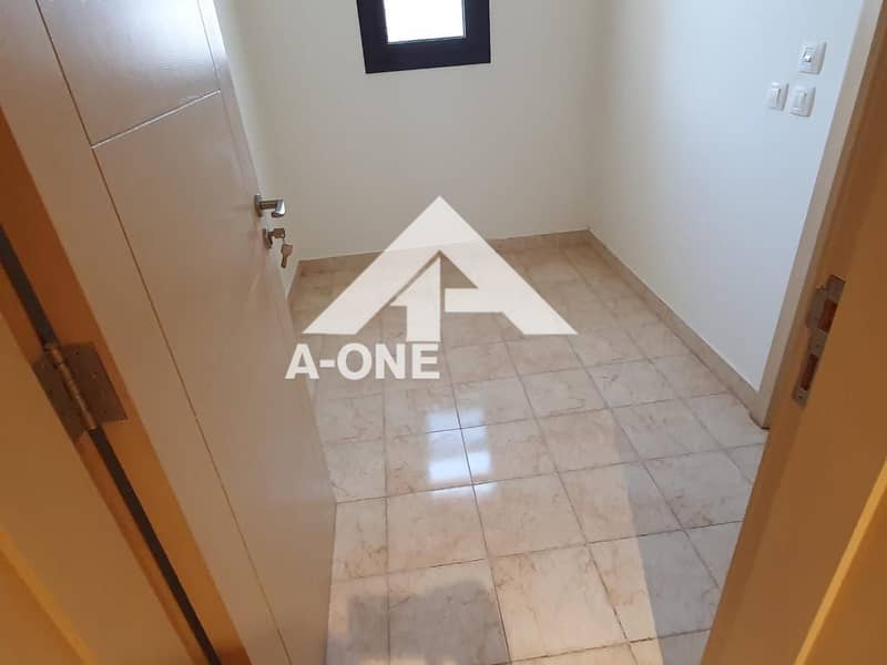 6 cdd9c323-39b5-4f81-9b35-e5fcfc7b4332. jpg