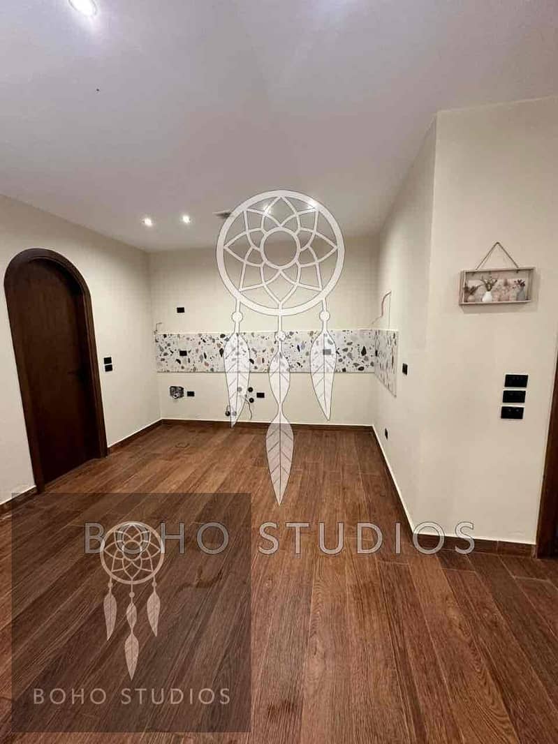 4 60c68253-fa25-4a9c-8ccc-46564dc4384a. jpg