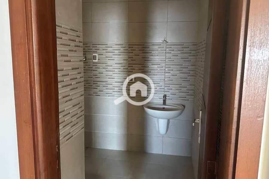 11 Untitled-1_0012_WhatsApp Image 2025-12-16 at 10.23. 07 PM (1). jpg